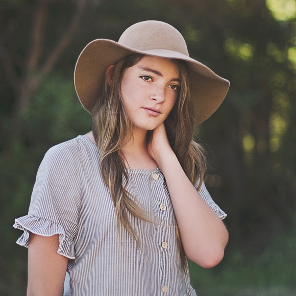 Striped Gray Ruffle Peplum Top - Picture 6 of 7